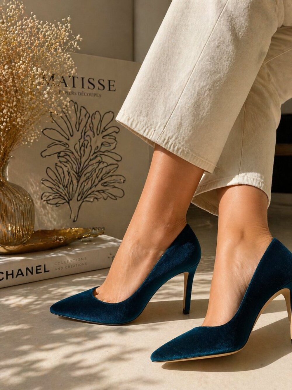 Sandro Paris Teal Velvet Heels Size 9 Pointed Toe Stiletto Pumps Elegant Designe